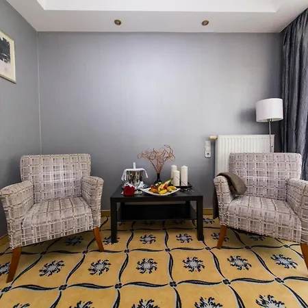 Hotell Duna Relax 4*